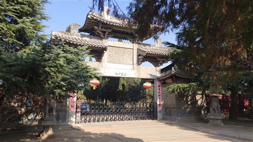 巩义杜甫陵园,巩义杜甫墓是怎么回事