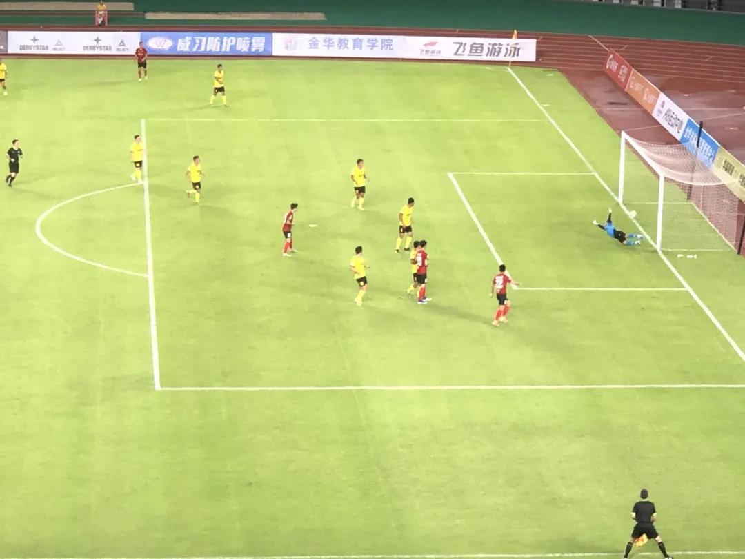 【庆建*党**百年迎亚运省运】市全民健身中心迎来改造后首场足球测试赛