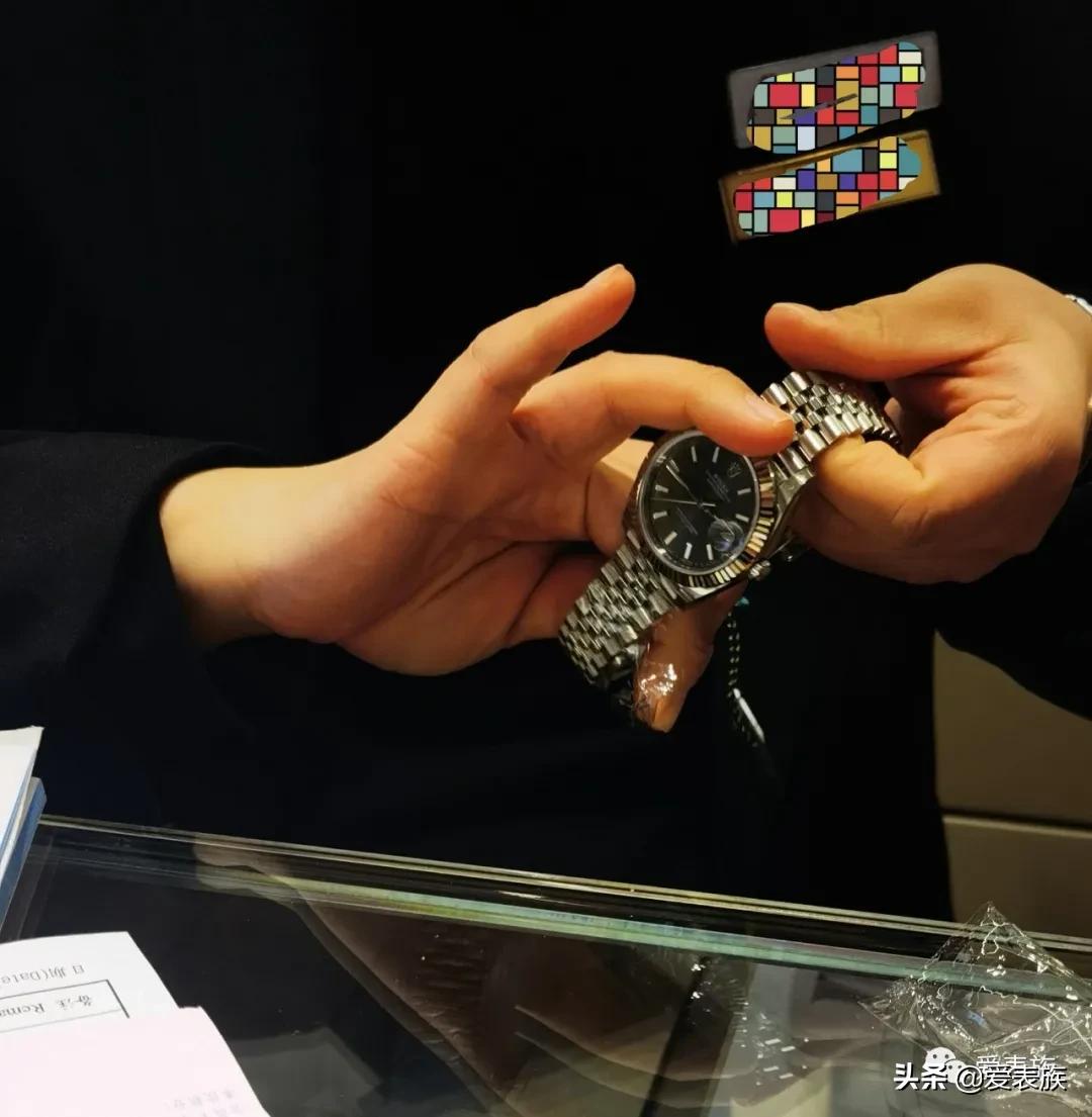 八年后携皇冠重回爱表一族，新年给自己的中年礼物