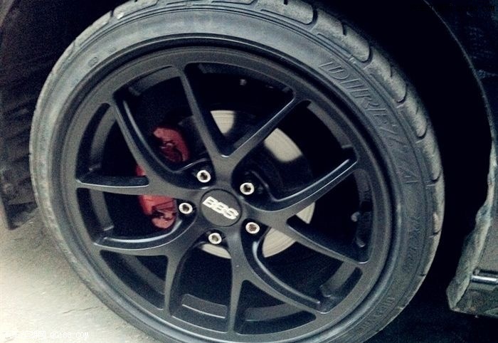 日本bbs和德国bbs区别,德国的bbs轮毂有什么优势