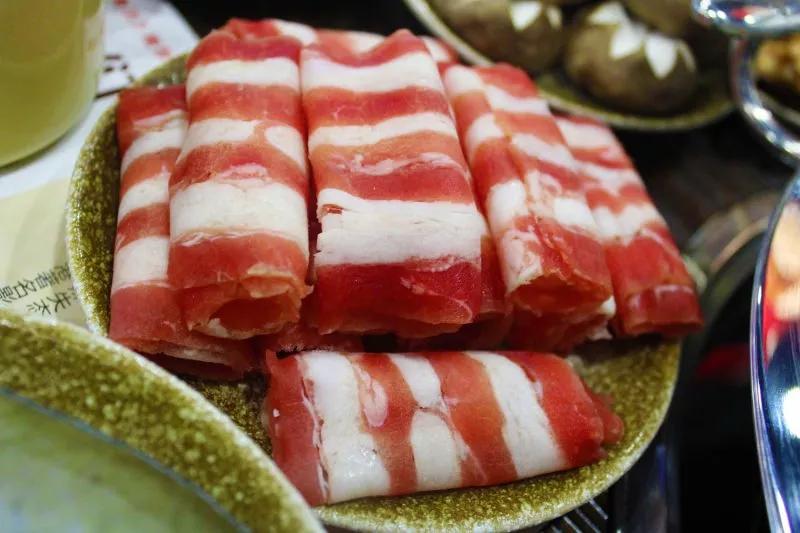 王小锅旋转小火锅加盟费多少,10元旋转小火锅加盟店