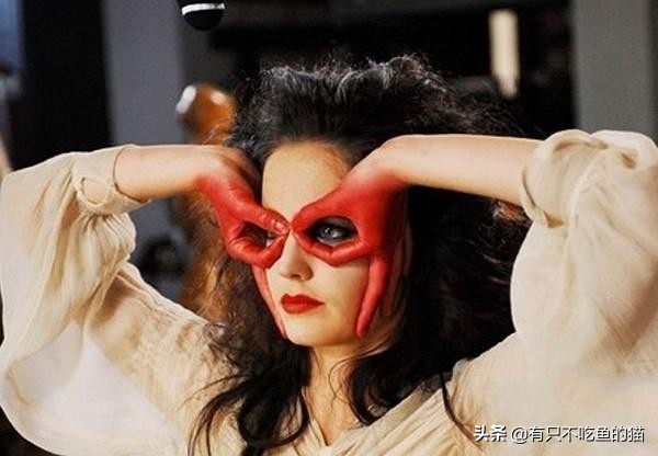 黑暗女巫伊娃格林,黑暗阴影伊娃格林与吸血鬼