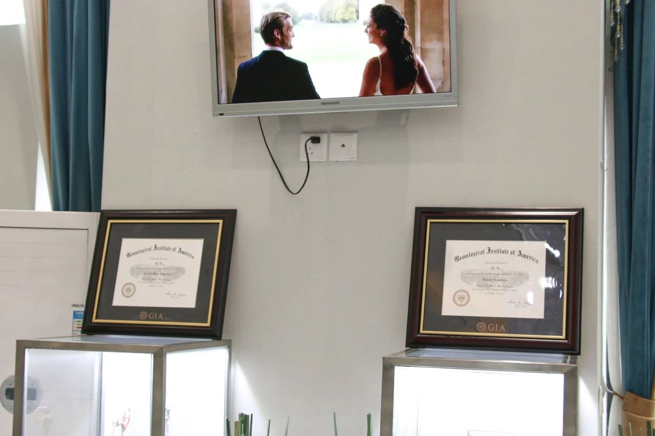 不要小看非漂IT男，他可能会进化成珠宝老板