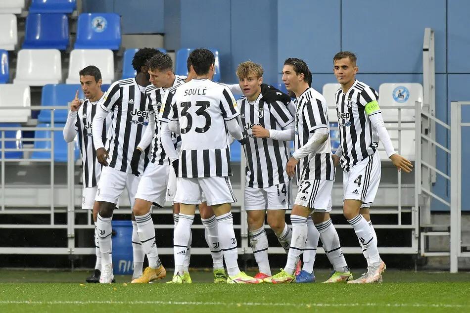 欧冠尤文图斯vs泽尼特,1819赛季欧冠尤文图斯vs阿贾克斯