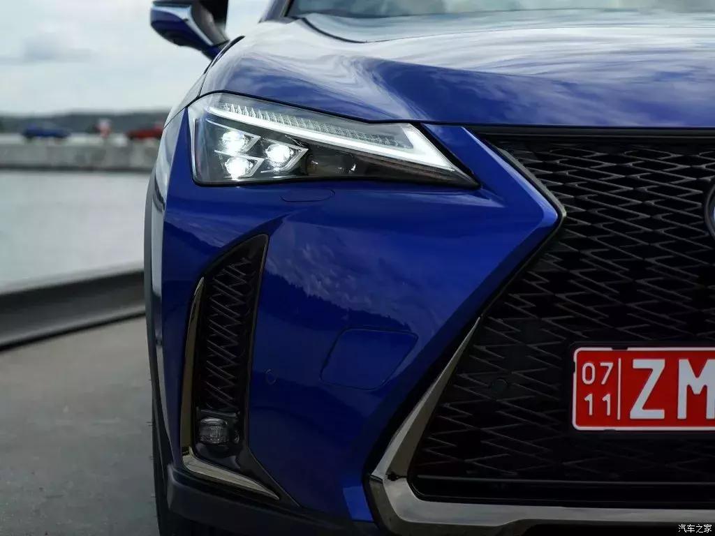 雷克萨斯ux和奥迪全新q3哪个好,哪款雷克萨斯和奥迪a6最像