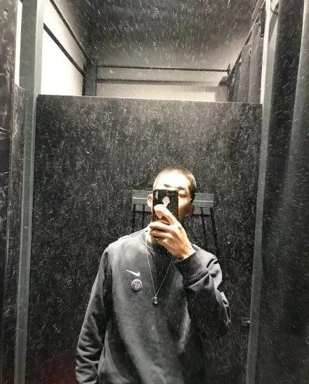 欧美帅哥肌肉荷尔蒙寸头,寸头简直就是行走的荷尔蒙