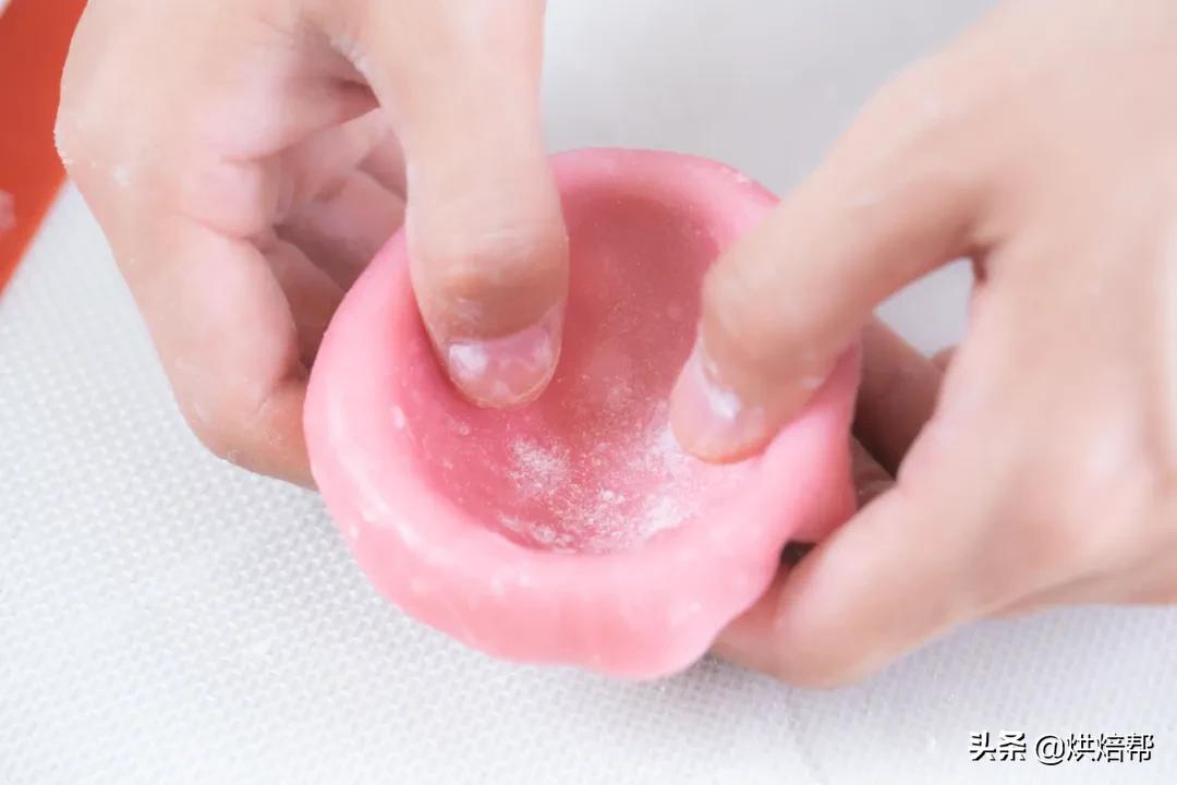 甜品教程超简单樱花粉雪媚娘 (水蜜桃雪媚娘的吃法)