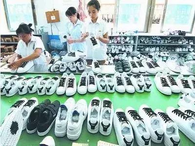 让正品开始怀疑自己,让正品怀疑人生