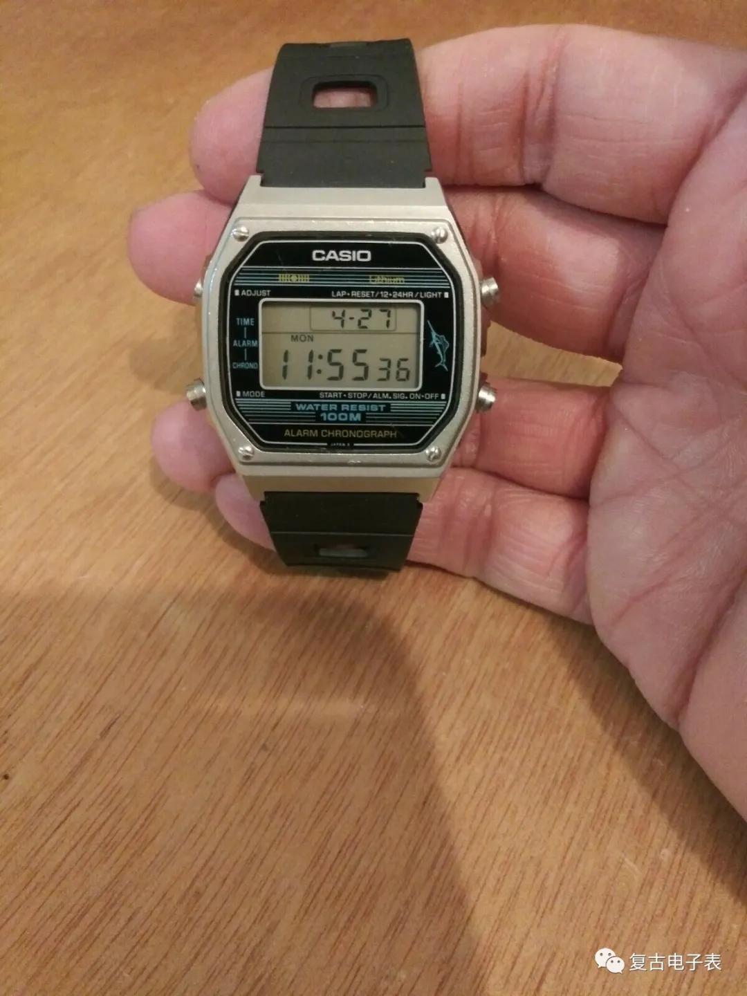 走在希望的拐角——CASIOW350全金属旗鱼