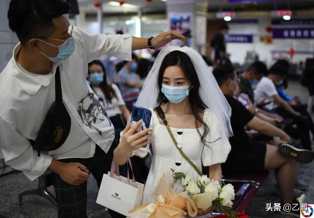 摄影师盘点2020年照片,摄影师用9张照片回顾2020年