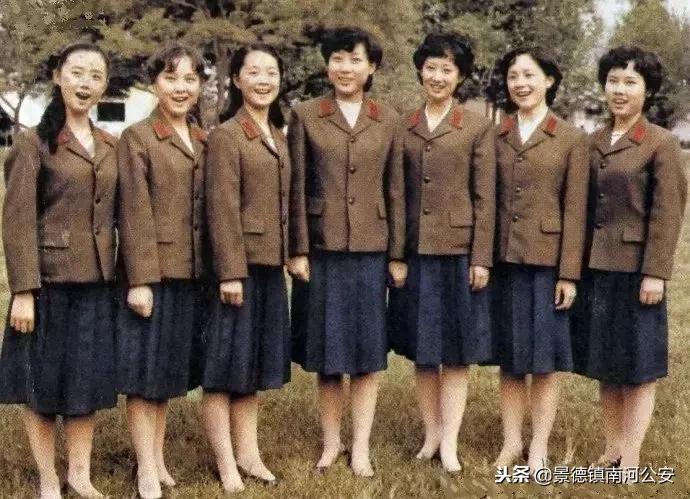 军队文工团礼服服装,文工团演出服