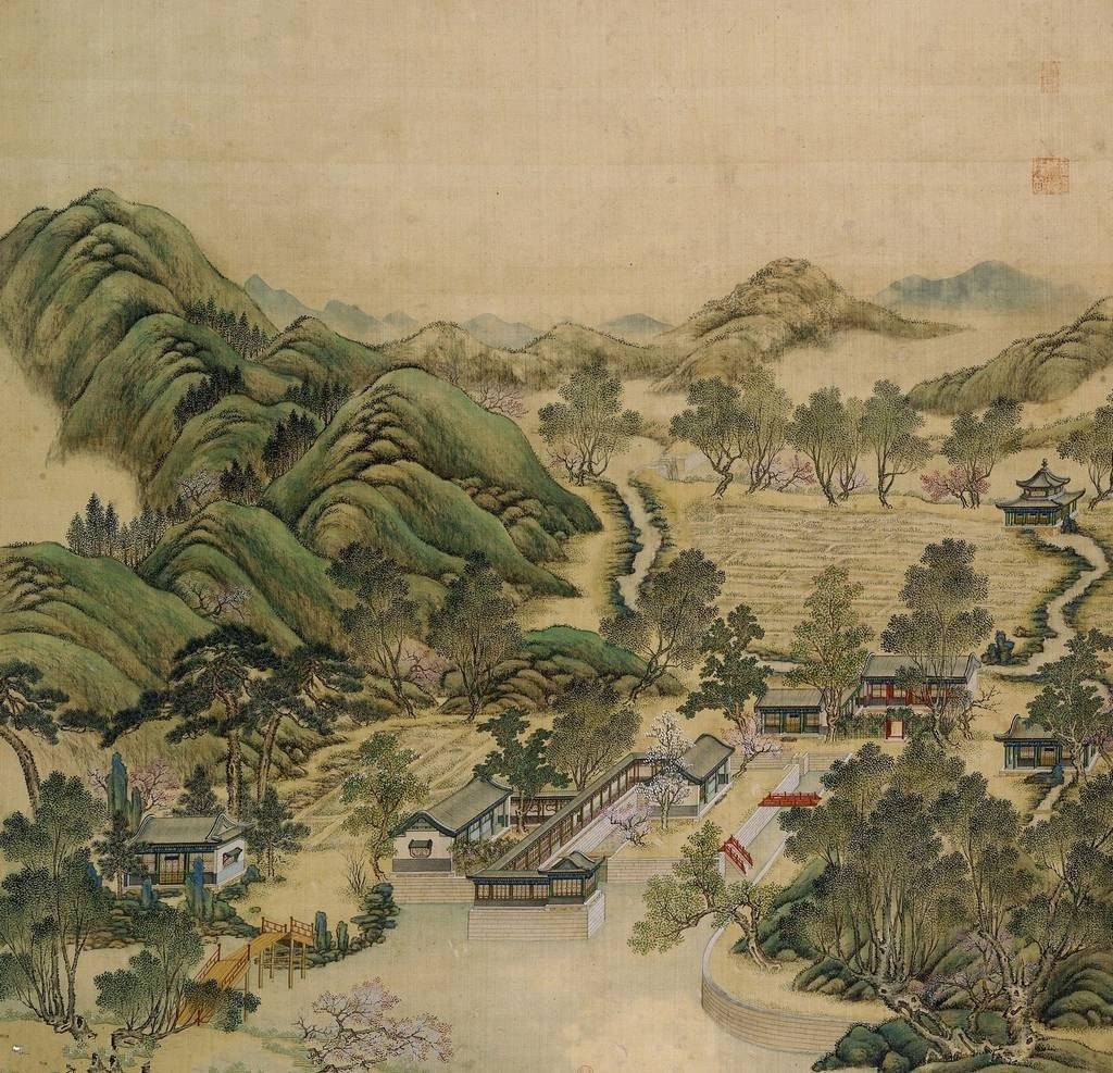 余晖映照出娇艳的晚霞,余晖映衬下美景