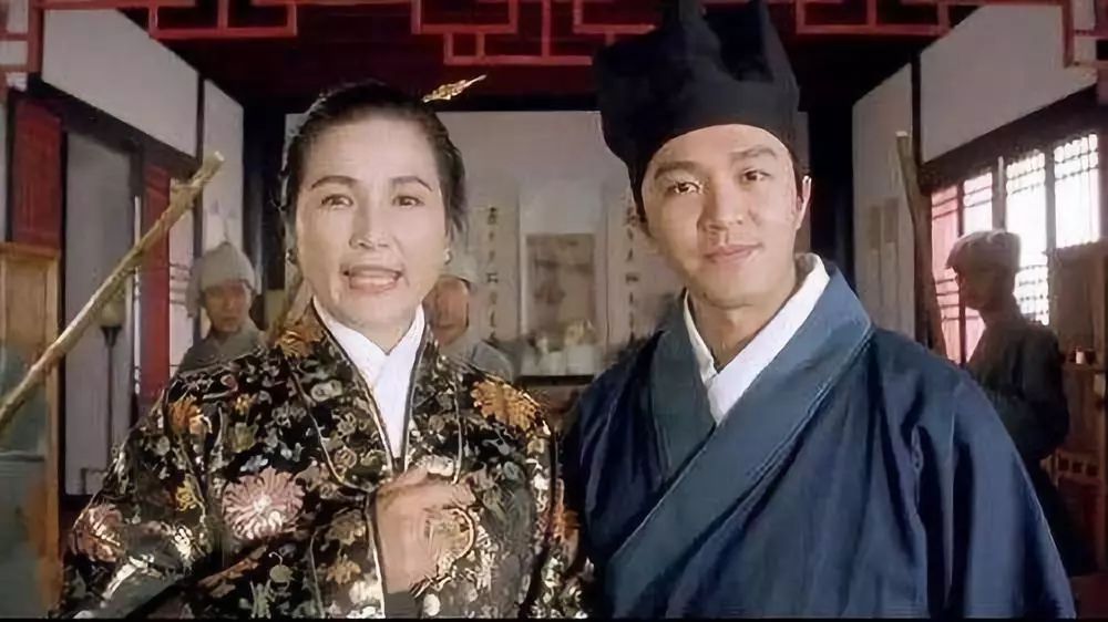 那些曾为我们带来欢乐的女打星们：如流星闪过