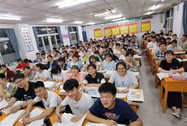 高考工厂毛坦厂,高考工厂毛坦厂衡水