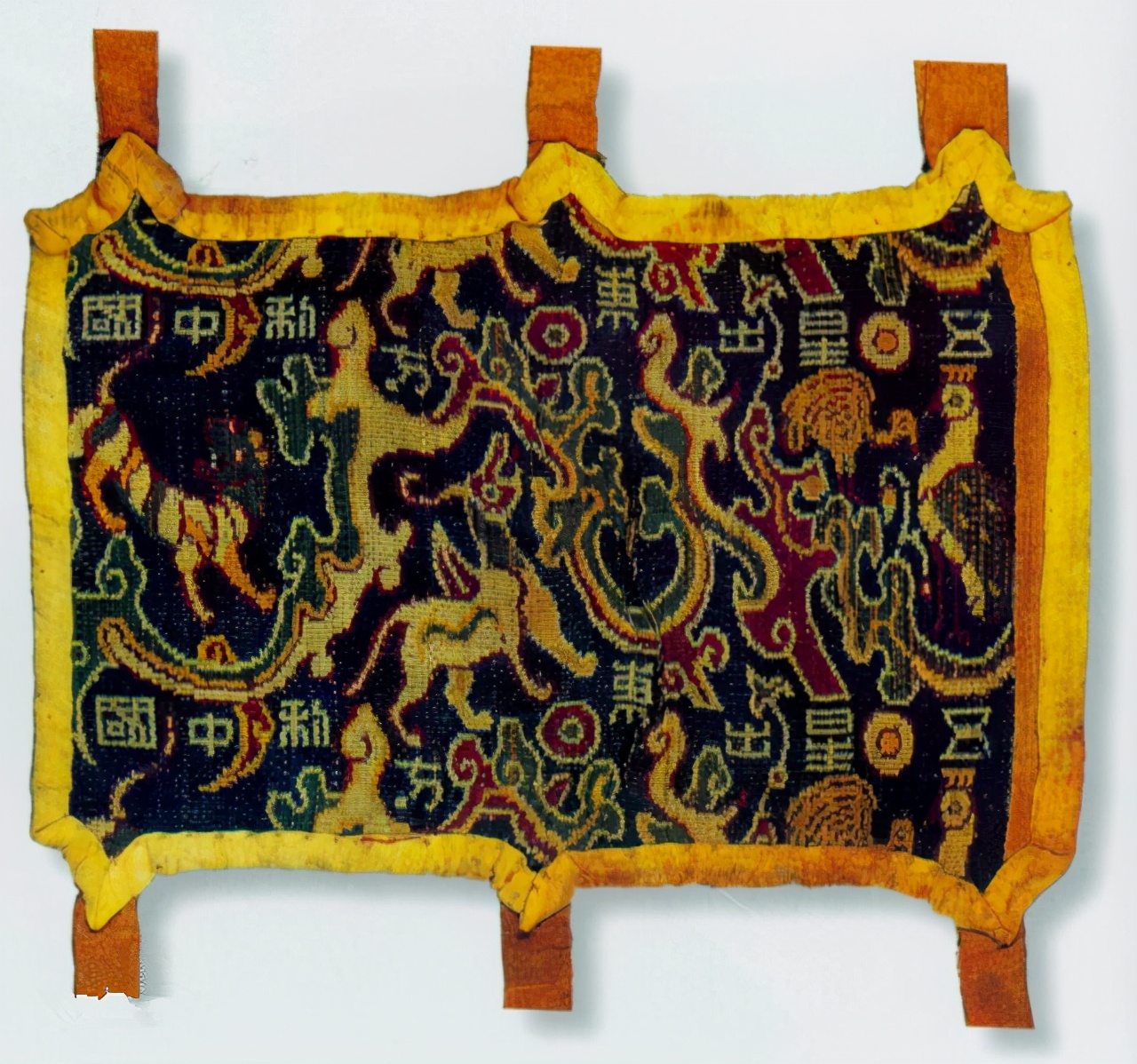 窥探宇宙浩瀚见证丝路辉煌——“五星出东方利中国”锦护膊