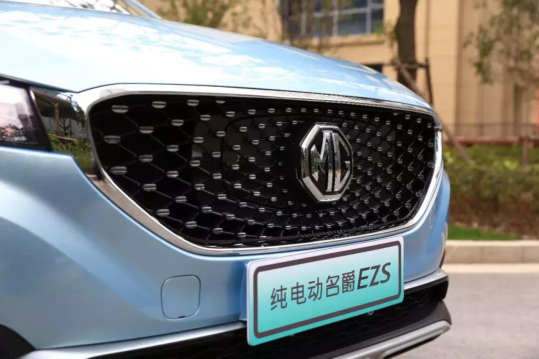能开400km的纯电动小型suv,一款惊艳的纯电动suv