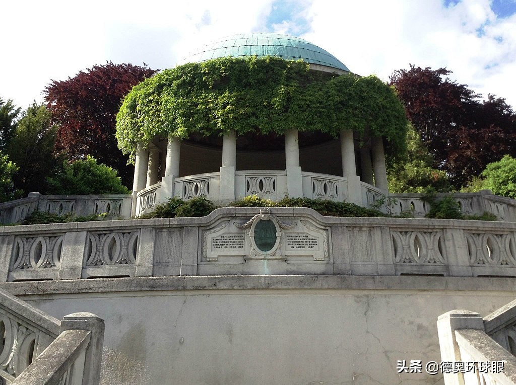 待疫情散去，春暖花开，一定要打卡的奥地利最美小镇（上篇）