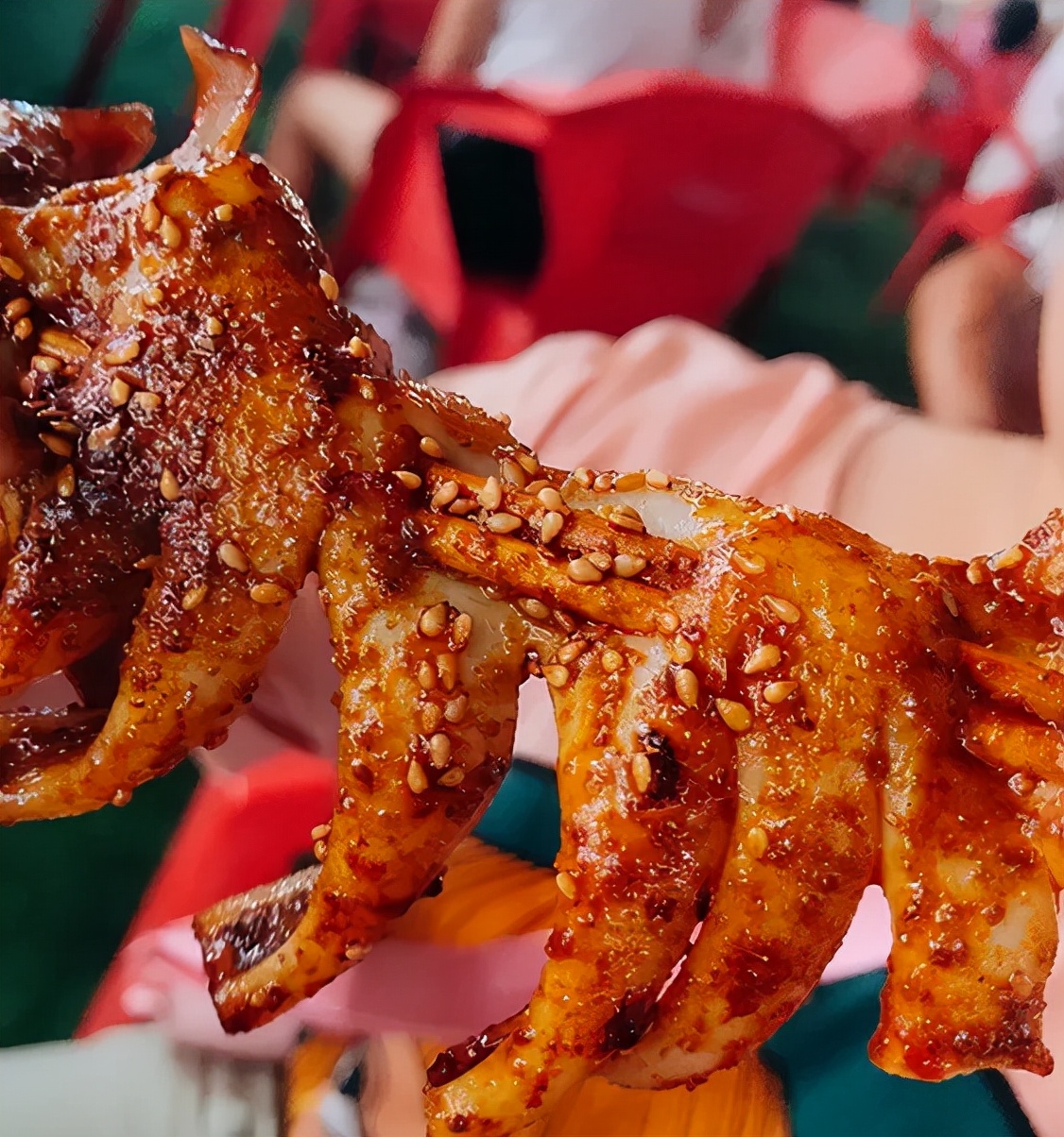 河东幸福里夜市，高汤涮牛肚好吃到停不下来~还有可爱萌宠