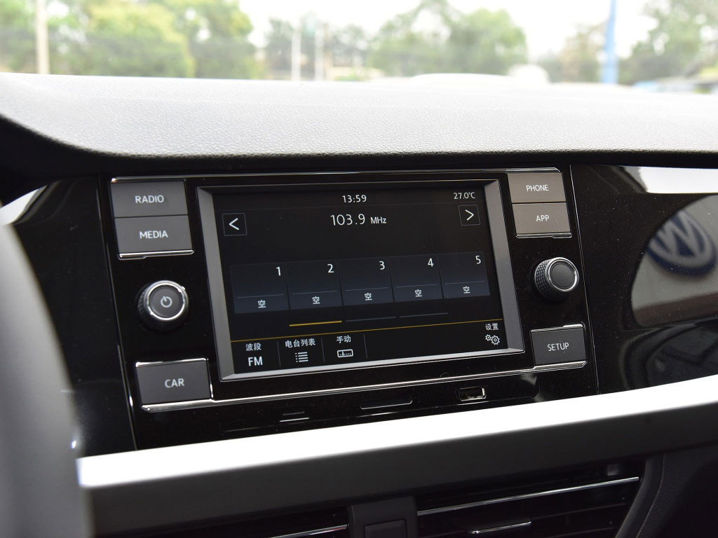 朗逸销量最好的车型,12年大众朗逸1.6自动二手车优缺点