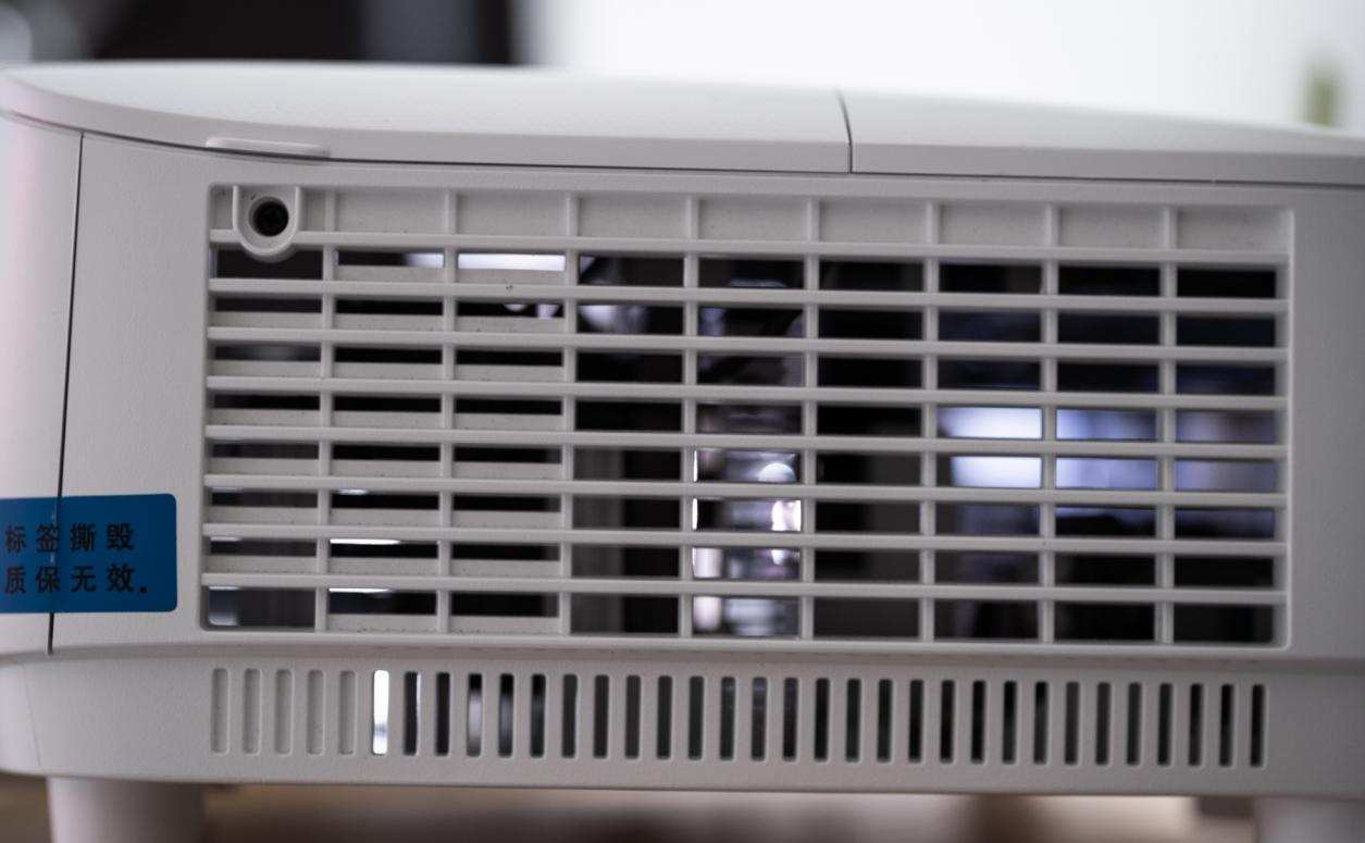 明基e520投影仪白天效果,明基投影仪e520对比e540