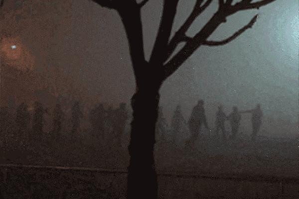 男子晨练脑血管当场爆裂！别让这种‘自杀式晨练’再害你了！！！