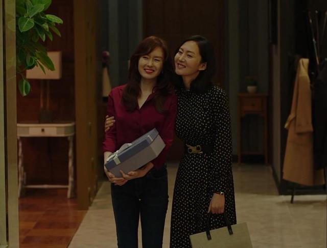 电影完美陌生人讲的什么,电影完美陌生人