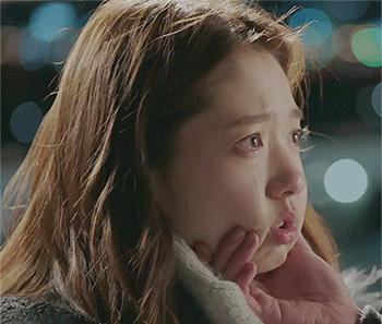 马丽新剧惊现按摩棒,张馨予喝消水丸,原来女明星是靠这13种方法去水肿