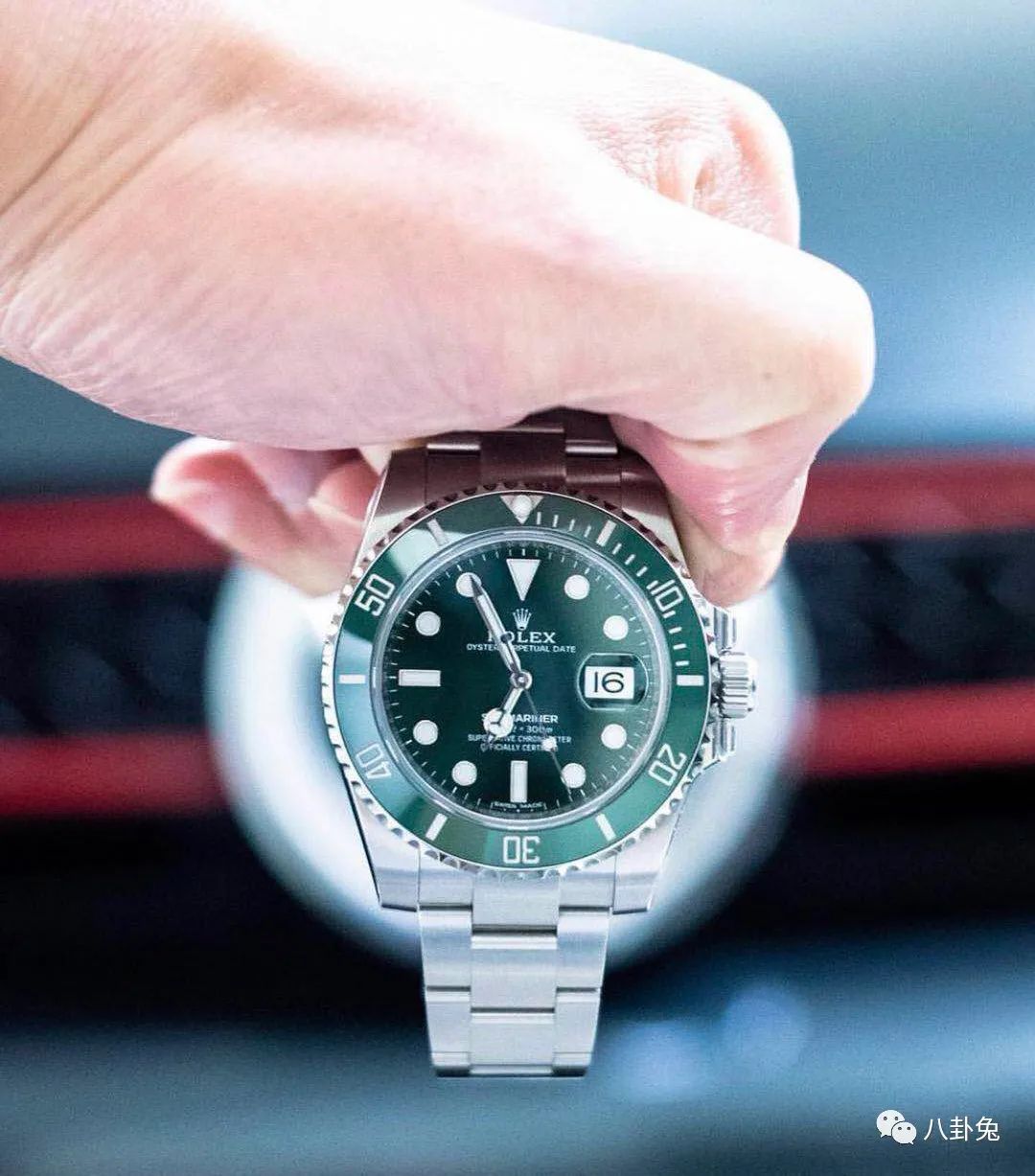 劳力士和宝珀五十噚买哪个好,买劳力士的钱是真的吗