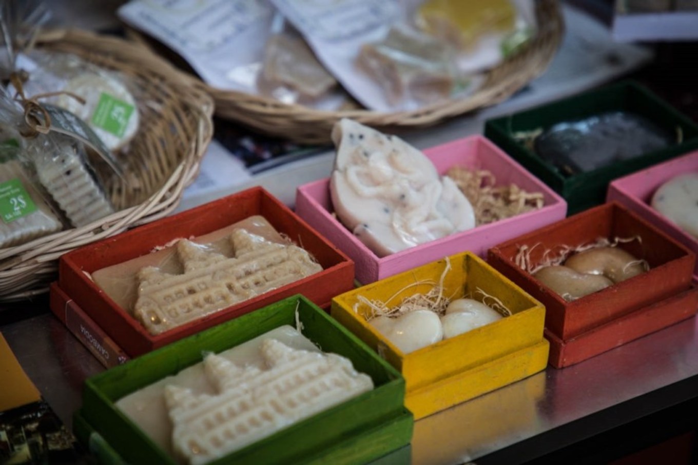 柬埔寨购物必买化妆品清单,柬埔寨暹粒购物