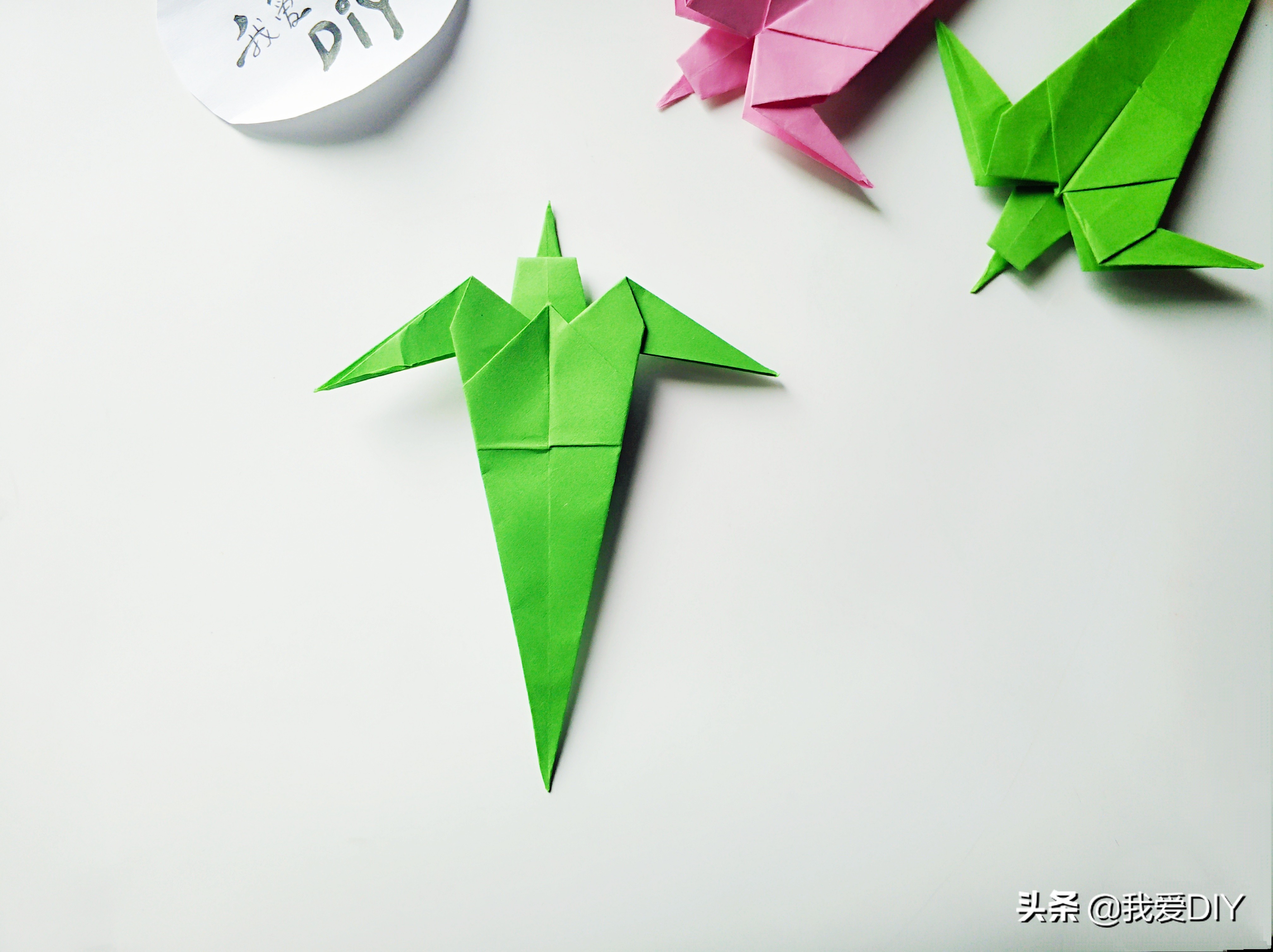 小燕子折纸步骤图解法,小燕子折纸教程简单