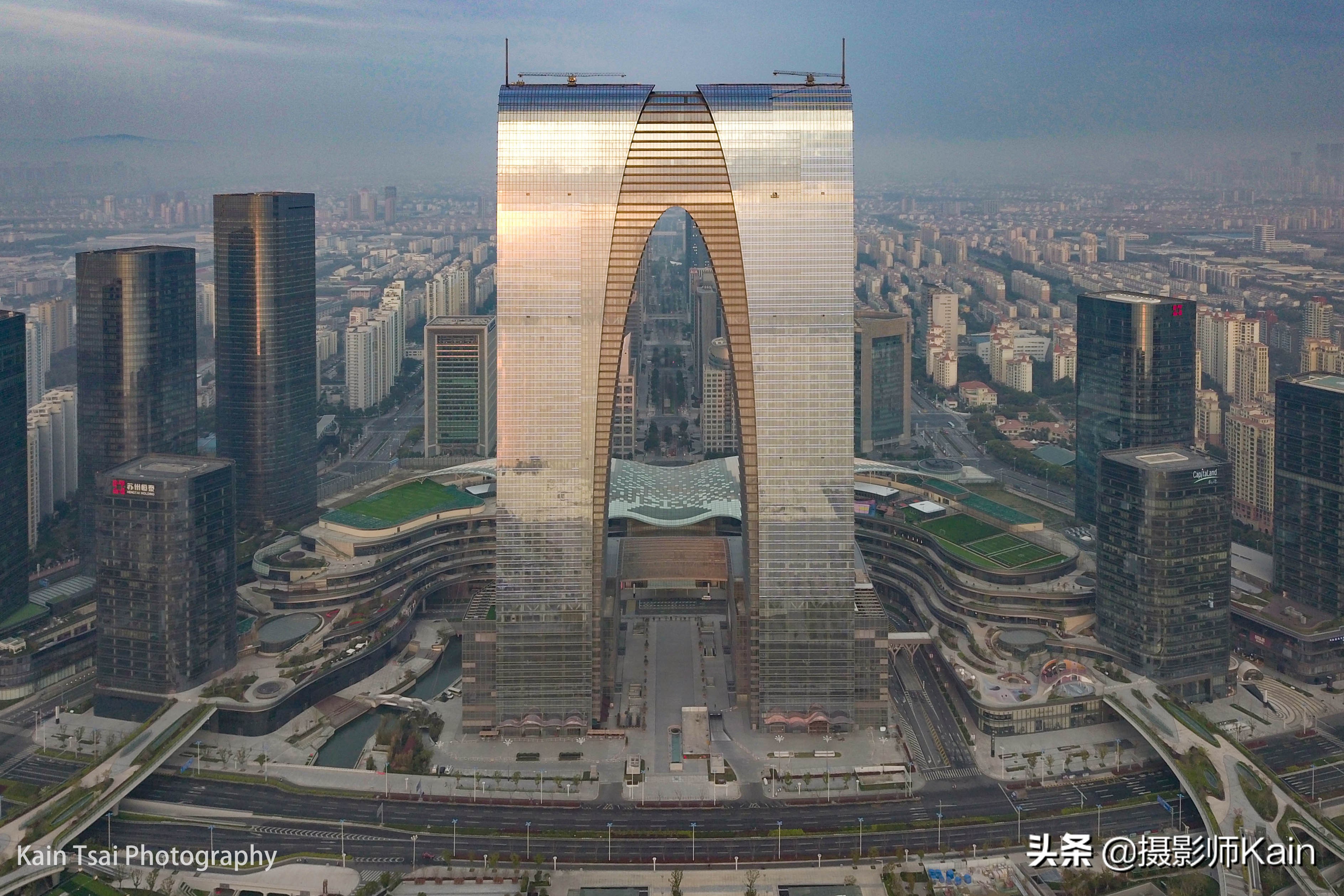 苏州金鸡湖城市广场俯瞰图,航拍苏州金鸡湖cbd