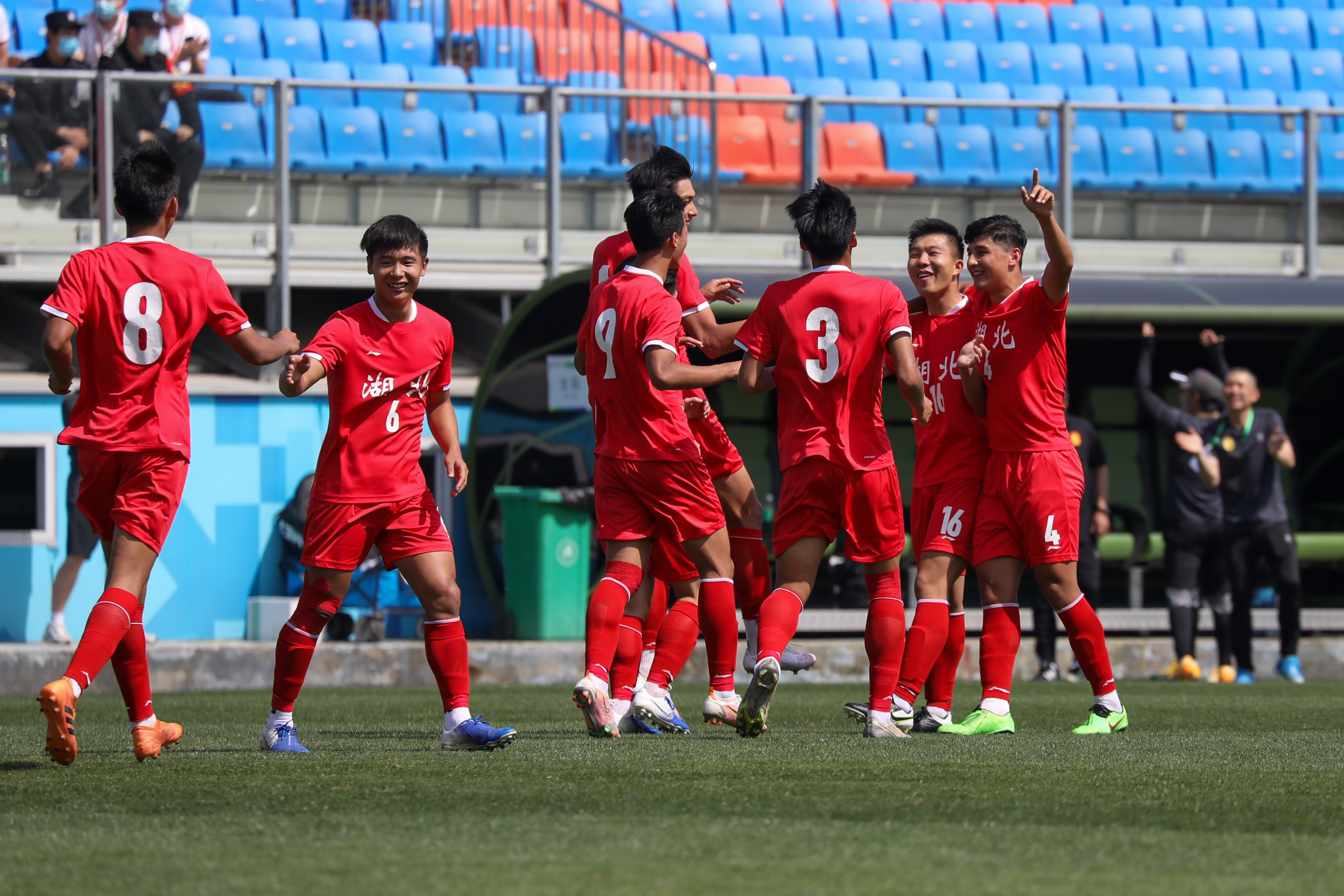 尖峰对决队,上海全运男足u20队名单