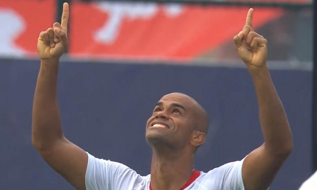 蒿俊闵抢断奥斯卡,蒿俊闵助攻戈德斯