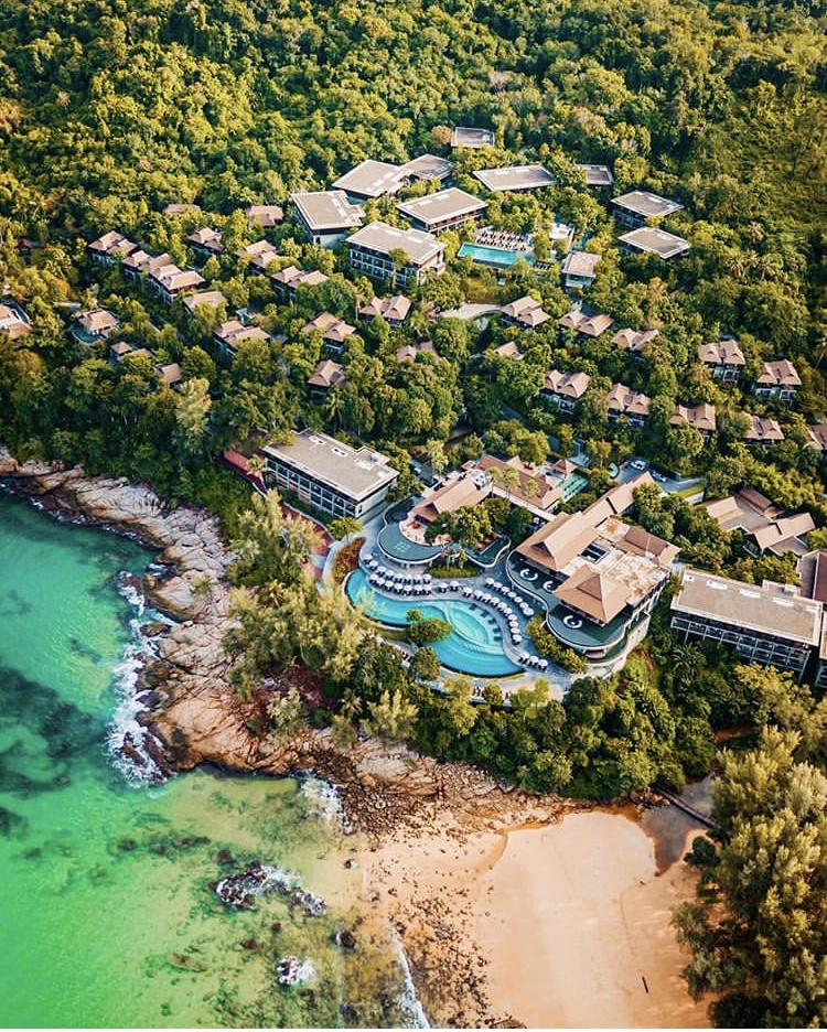 这家藏在普吉岛的酒店，一个网红泳池将美女云集的酒店