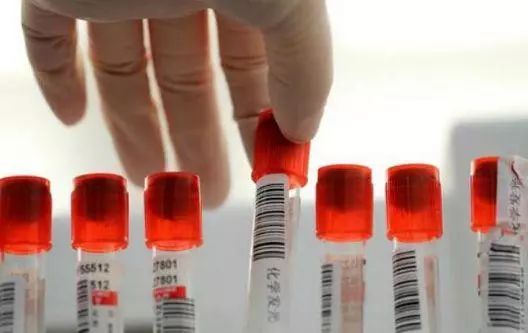 乙肝抗病毒治疗伤肾怎么办,乙肝抗病毒治疗患癌的几率大吗