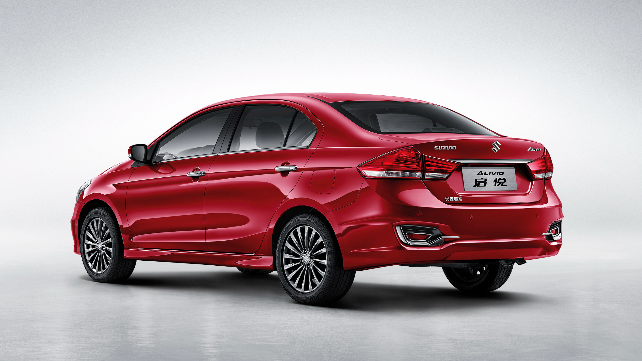 11年款的日系车商务车,11款丰田日系车