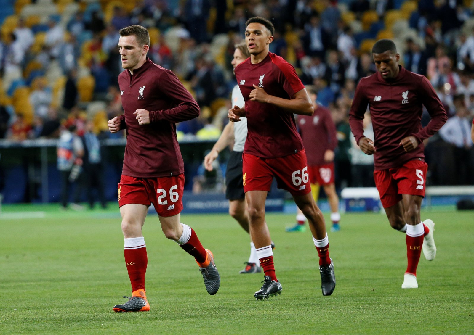 利物浦克洛普阿诺德踢什么位置,阿诺德和德布劳内的任意球谁更好