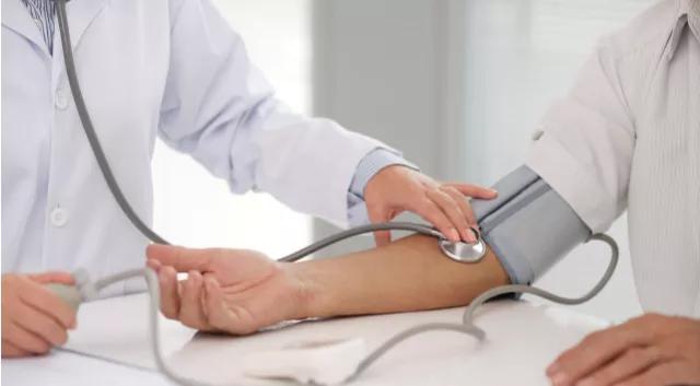 血压计什么时候发明的,血压计啥时候发明的