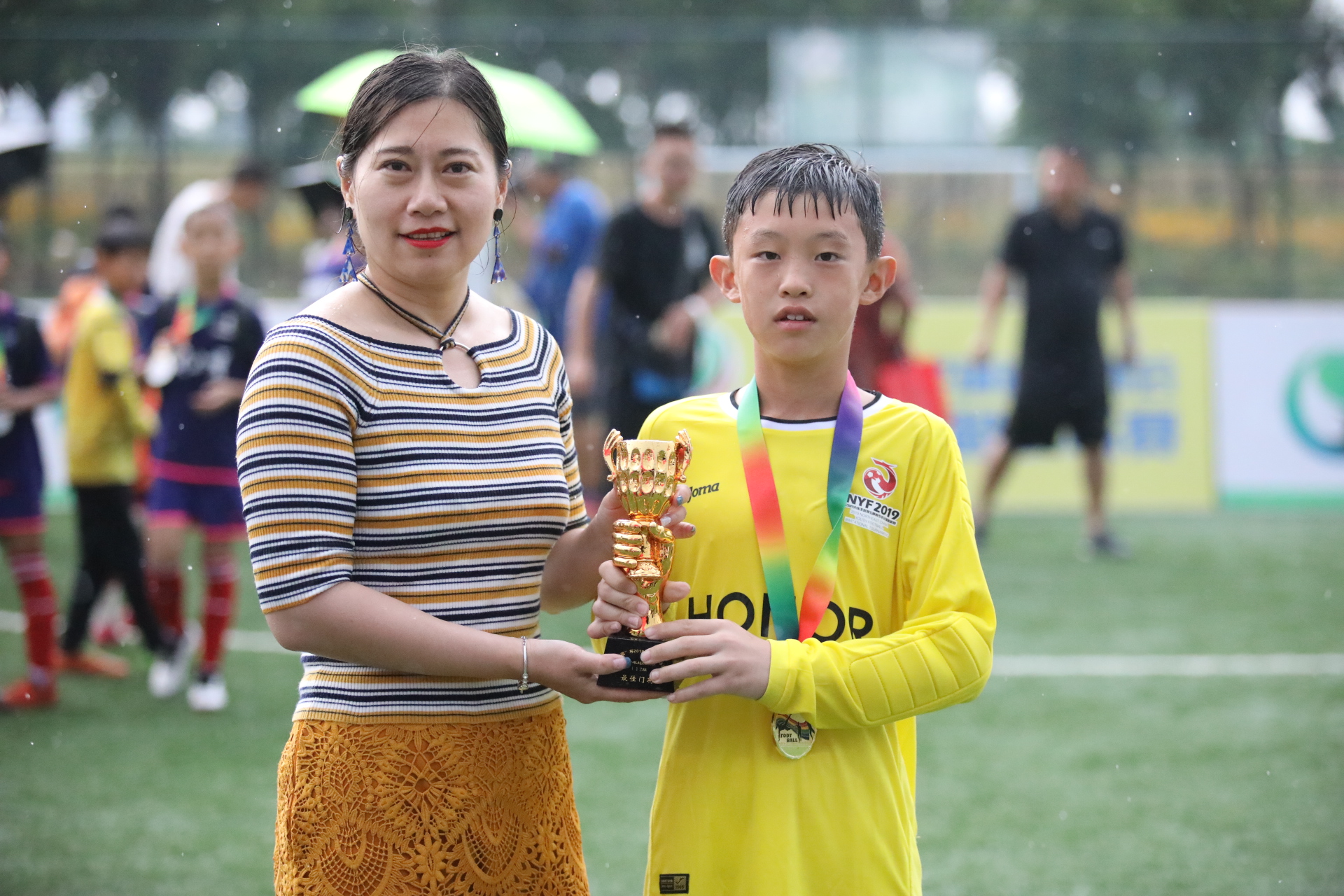 肇俊哲之子踢足球,肇俊哲辽宁足球青训