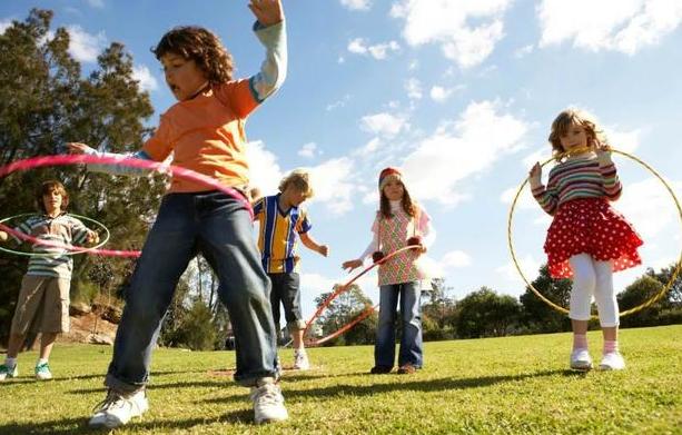 孩子怕生怎么办？父母找准原因后，善用脱敏法帮娃改正