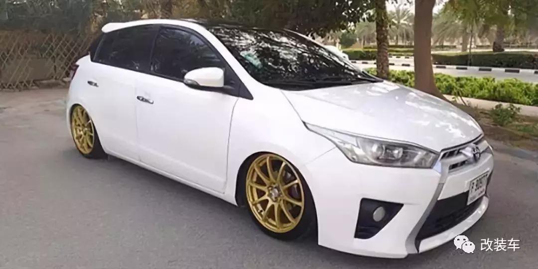 车友把本田超跑GK5改得一身骚气，定制改件更是独一无二！