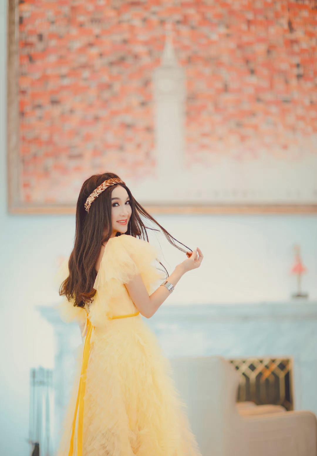 说好的不老女神，怎么生图就崩了？