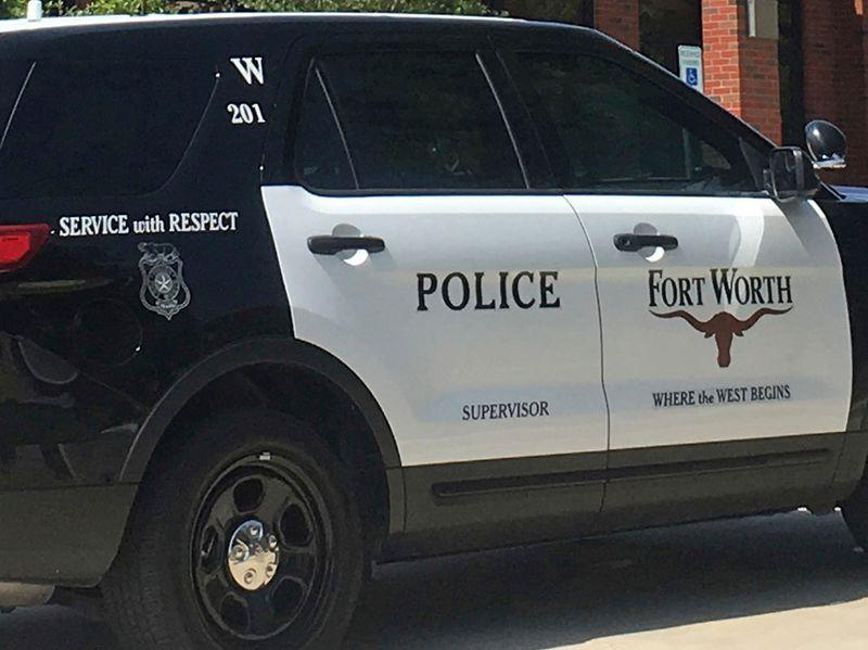 美国600人聚集在公园发生枪击案!警方:这是他们自找的