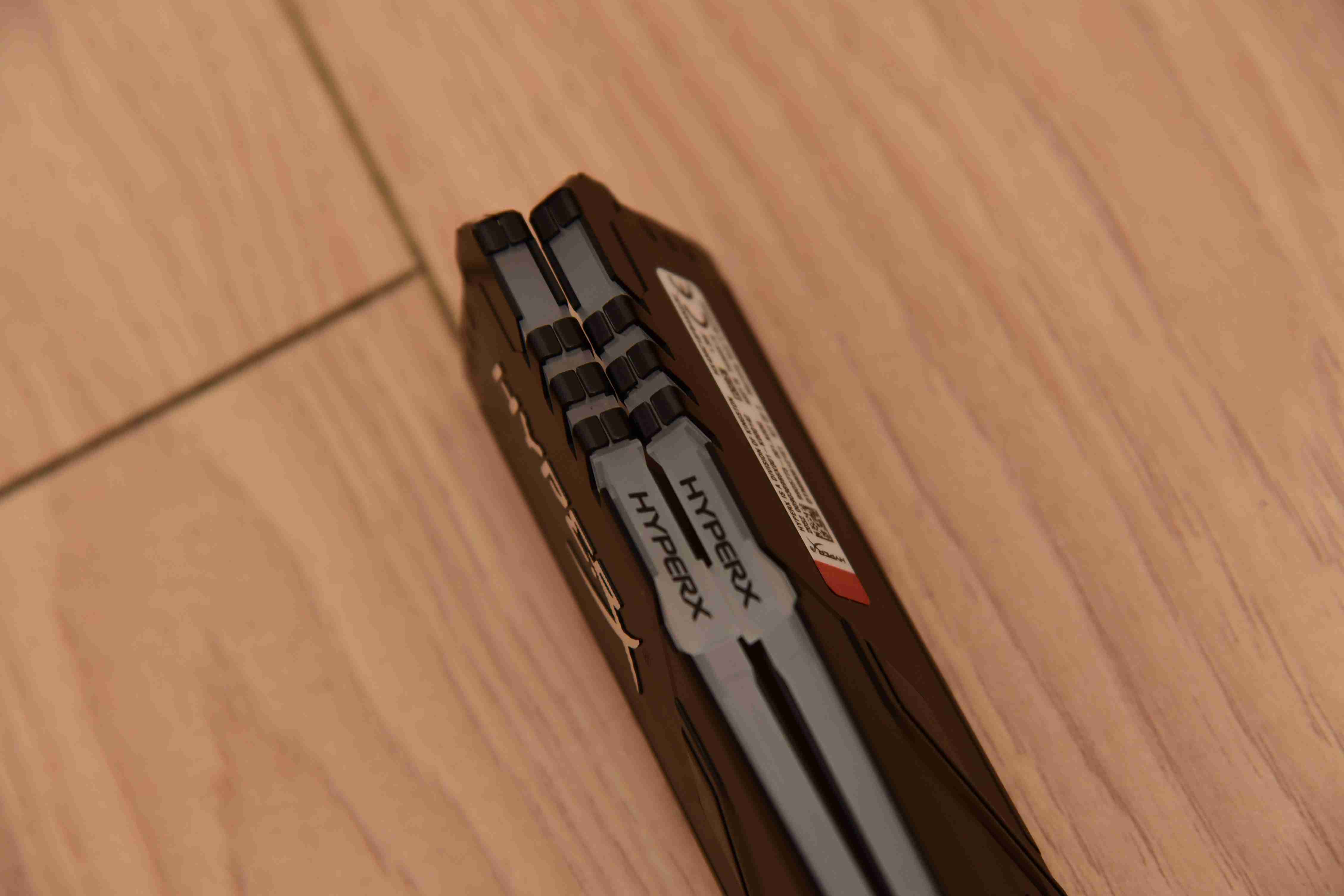 提升7700k单核性能,核显hd750和uhd750哪个好