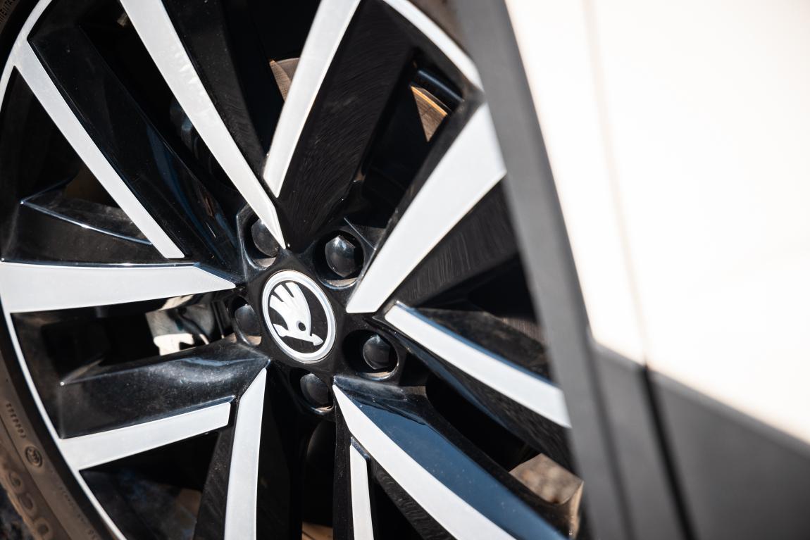 柯米克和途铠哪个比较好,大众途铠和捷达vs5和柯米克