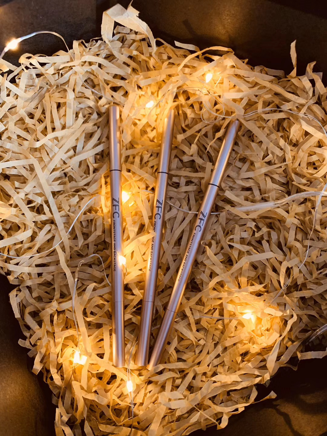 头条|心动预警！网红真人实测ZFC台前幕后新品之眼妆篇