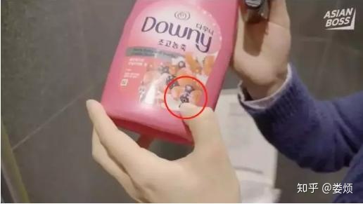 又是优衣库！拿什么保护你，曝光在*拍偷**镜头下的女孩儿们？