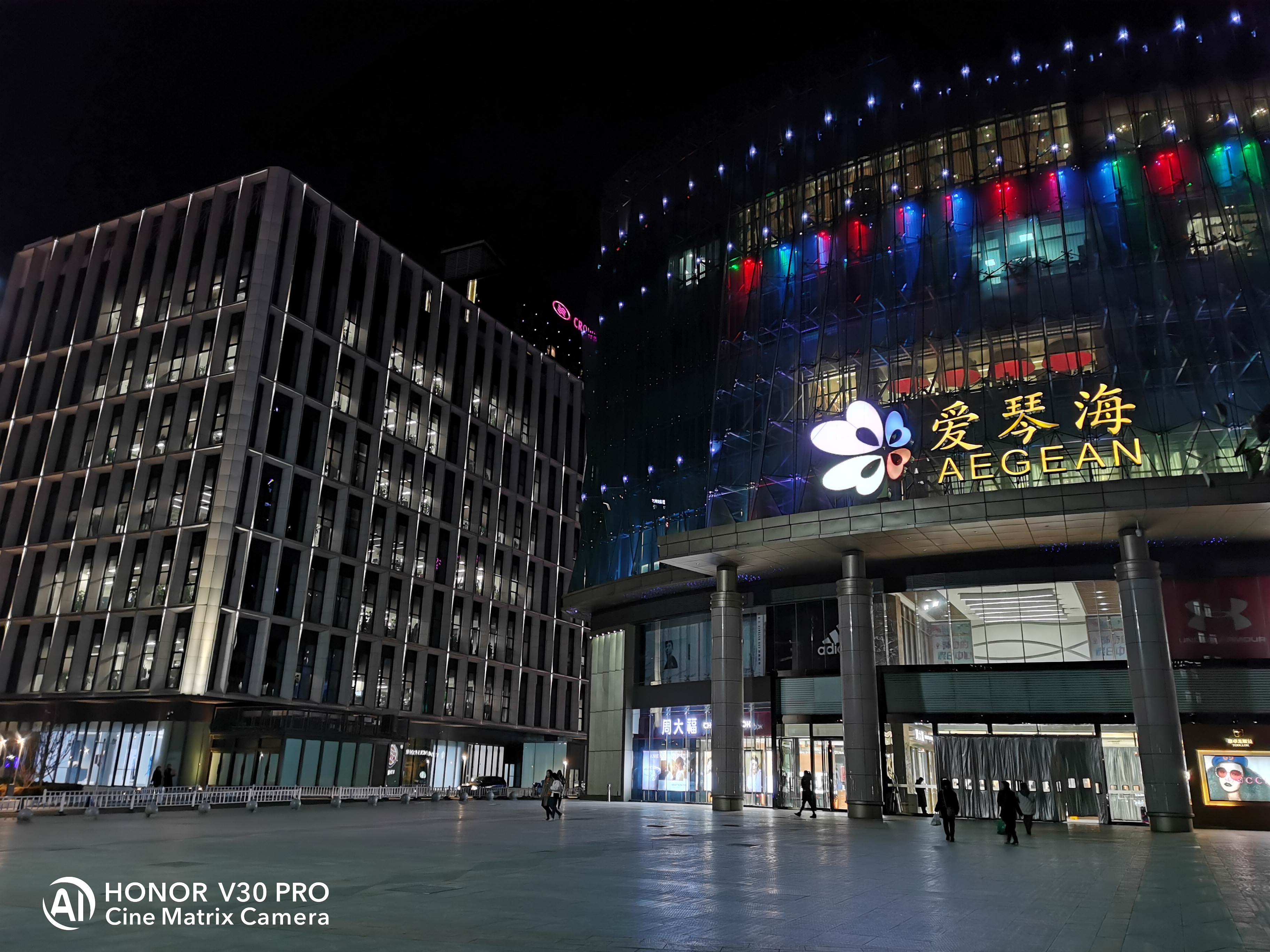 荣耀v30pro是什么屏,荣耀v30pro拍照效果