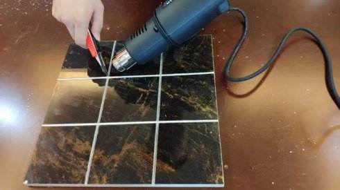 厕所的玻璃胶发霉变黑怎么清理,厨房水槽玻璃胶发霉变黑怎么办