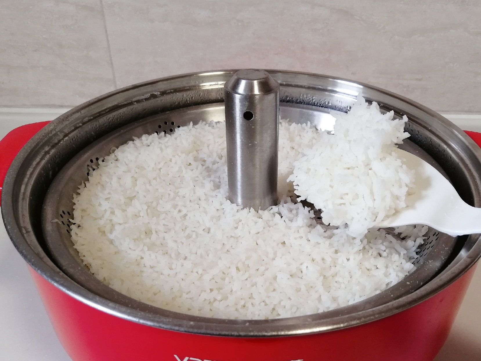 白米饭吃腻了怎样解决,白米饭鱿鱼炒饭